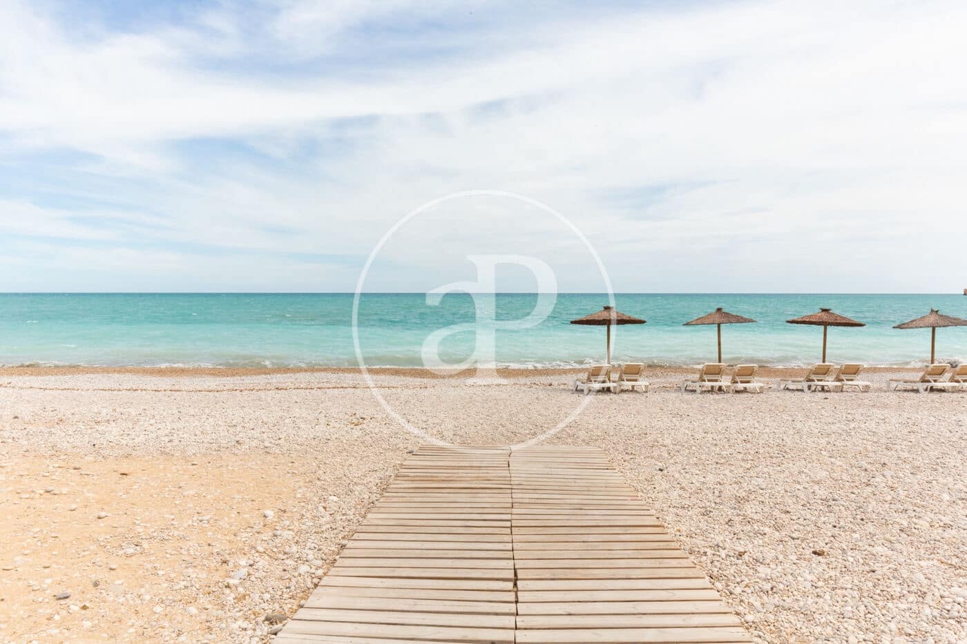 4 bedroom Villa for sale in Albir with pool - € 460,000 (Ref: 8307516)