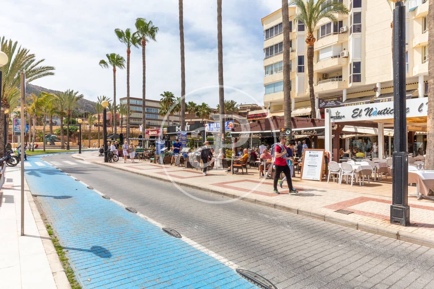 4 bedroom Villa for sale in Albir with pool - € 460,000 (Ref: 8307516)