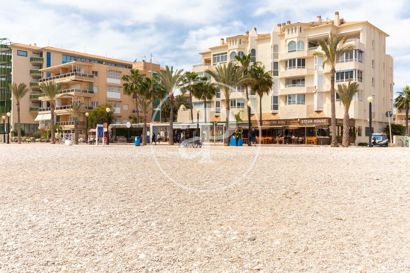 4 bedroom Villa for sale in Albir with pool - € 460,000 (Ref: 8307516)