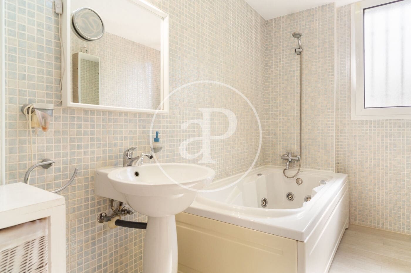 5 slaapkamer Villa te koop in Riba-roja de Turia met zwembad - € 950.000 (Ref: 8307872)