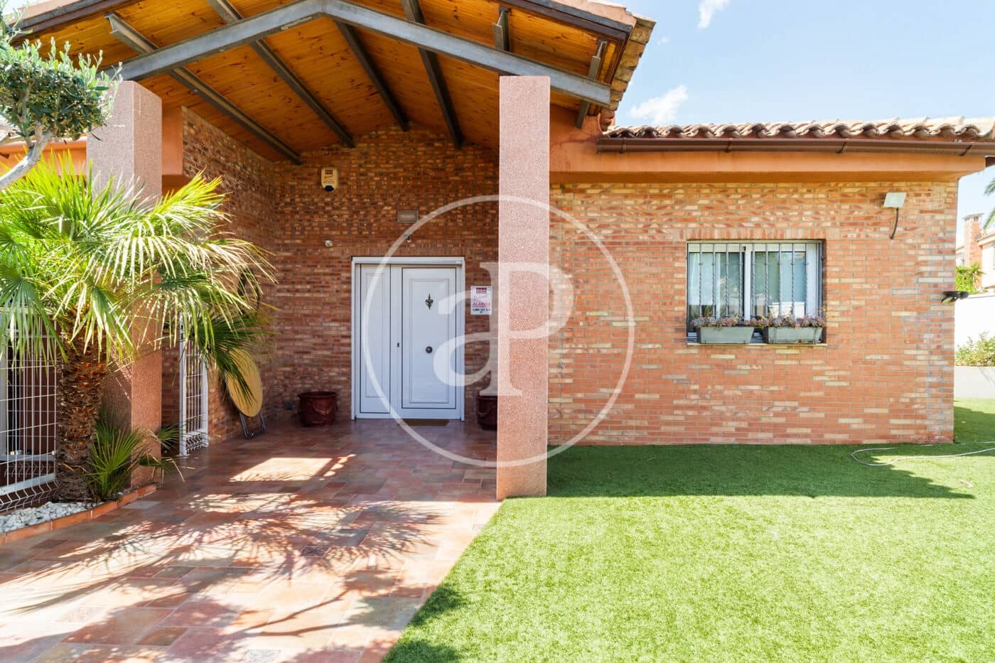 5 slaapkamer Villa te koop in Riba-roja de Turia met zwembad - € 950.000 (Ref: 8307872)