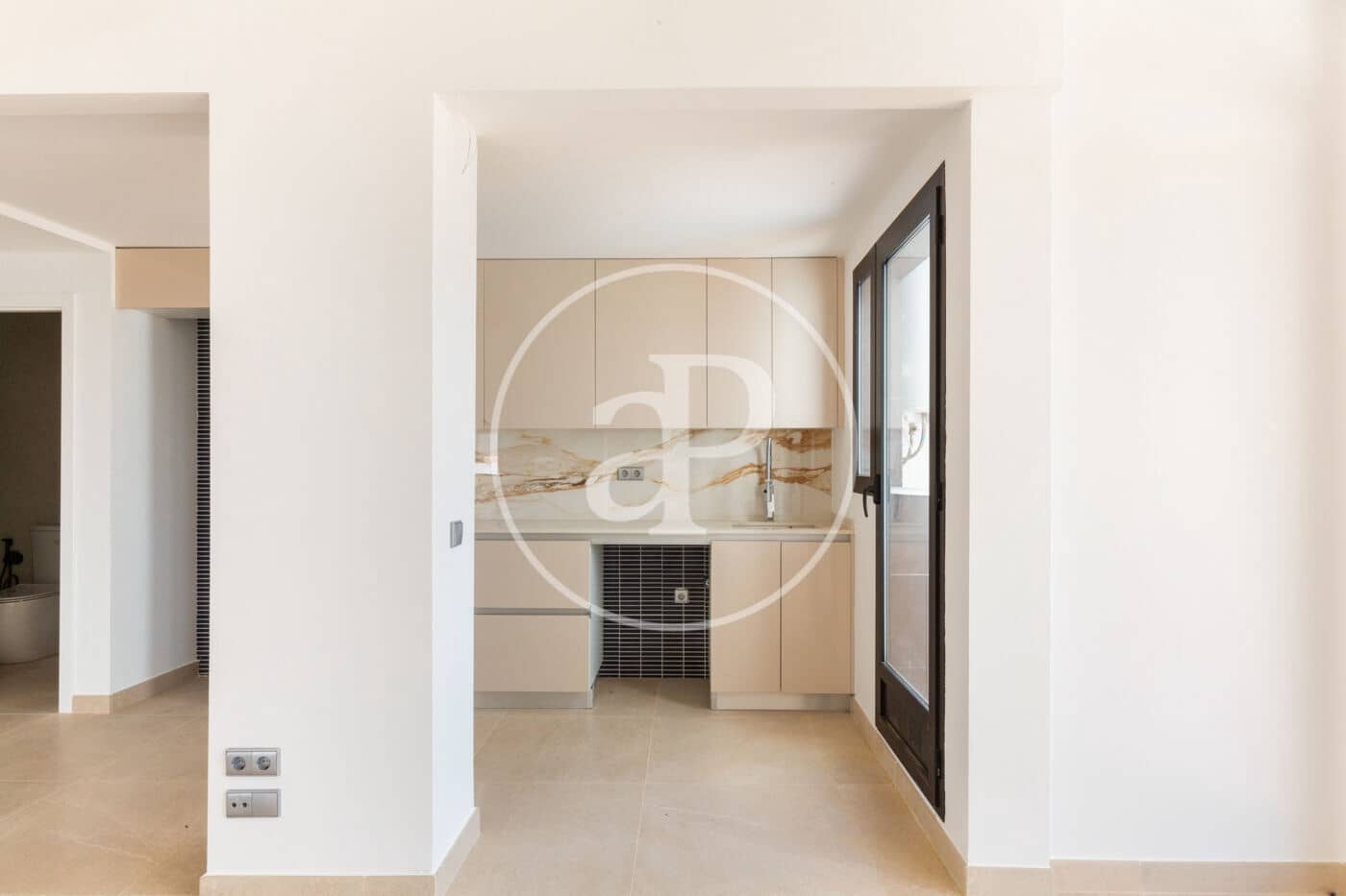 4 sypialnia Willa na sprzedaż w Chiva z basenem - 384 000 € (Ref: 8315437)