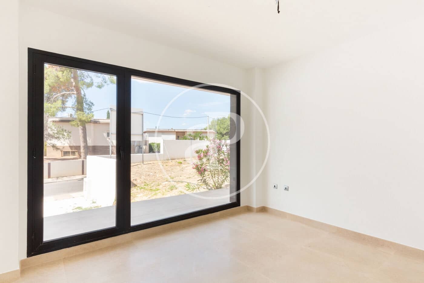 4 sypialnia Willa na sprzedaż w Chiva z basenem - 384 000 € (Ref: 8315437)