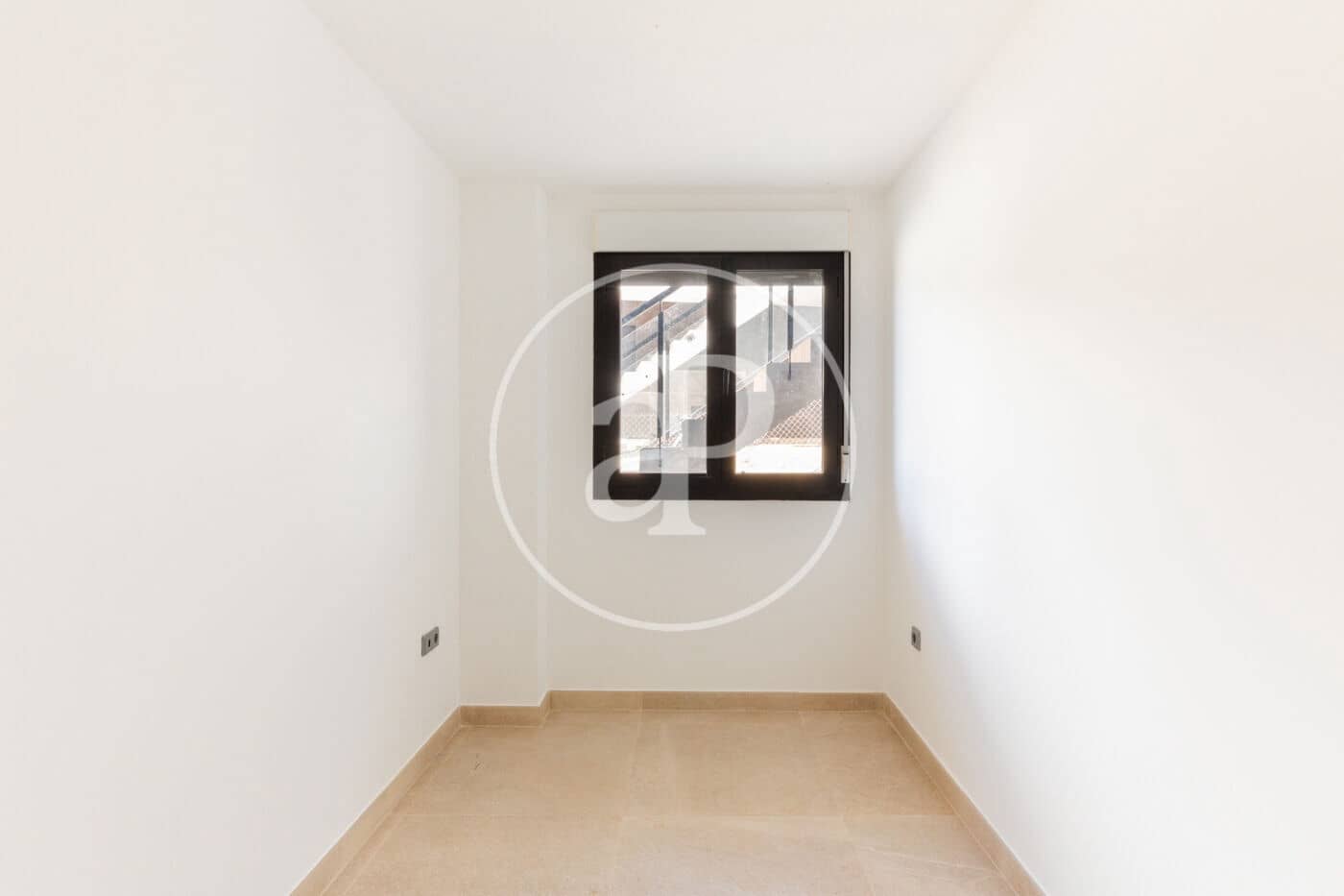 4 sypialnia Willa na sprzedaż w Chiva z basenem - 384 000 € (Ref: 8315437)