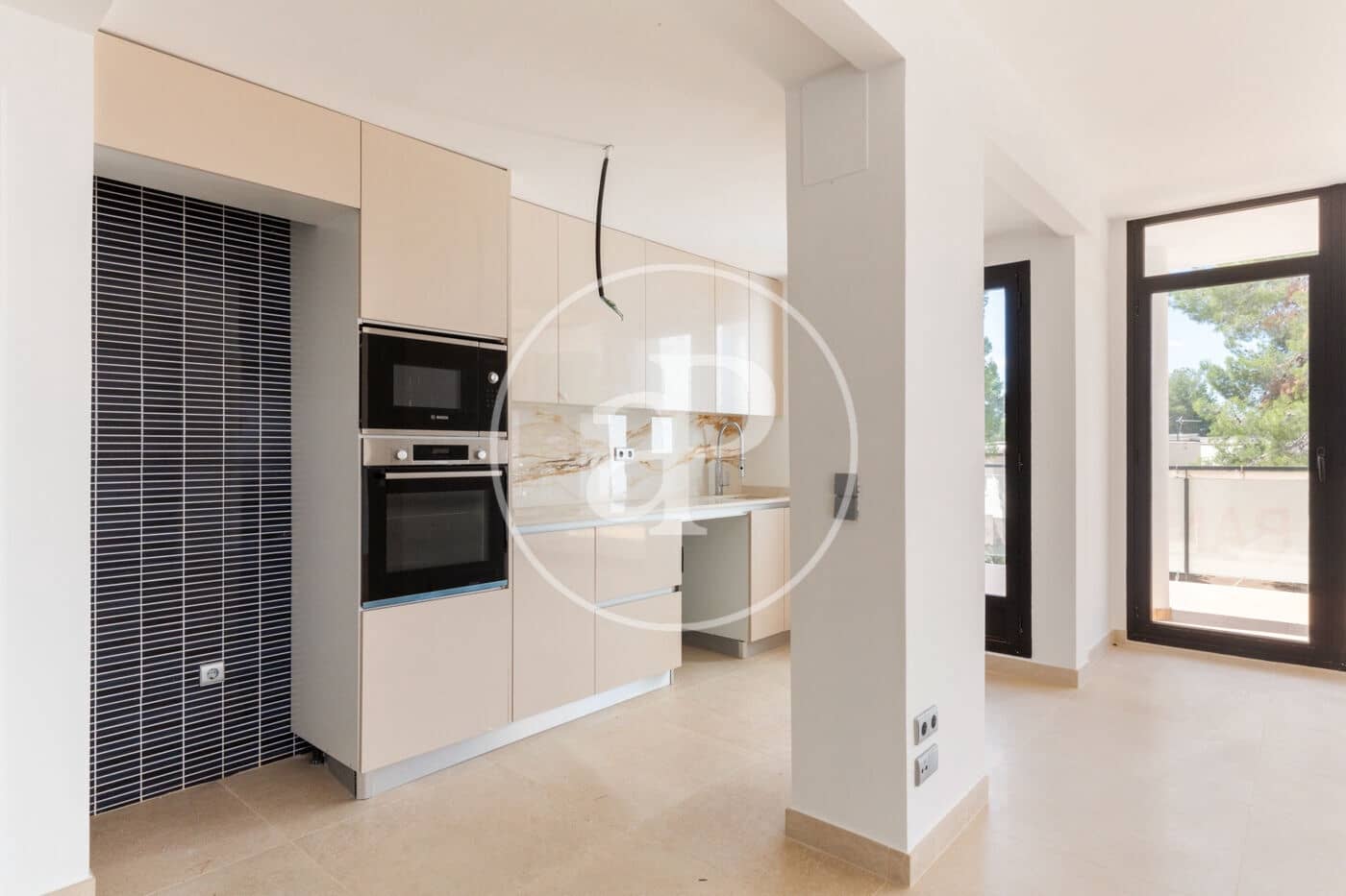 4 sypialnia Willa na sprzedaż w Chiva z basenem - 384 000 € (Ref: 8315437)