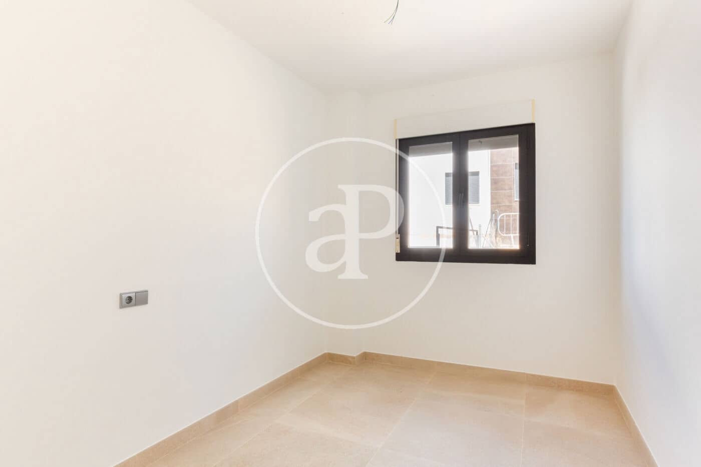 4 sypialnia Willa na sprzedaż w Chiva z basenem - 384 000 € (Ref: 8315437)