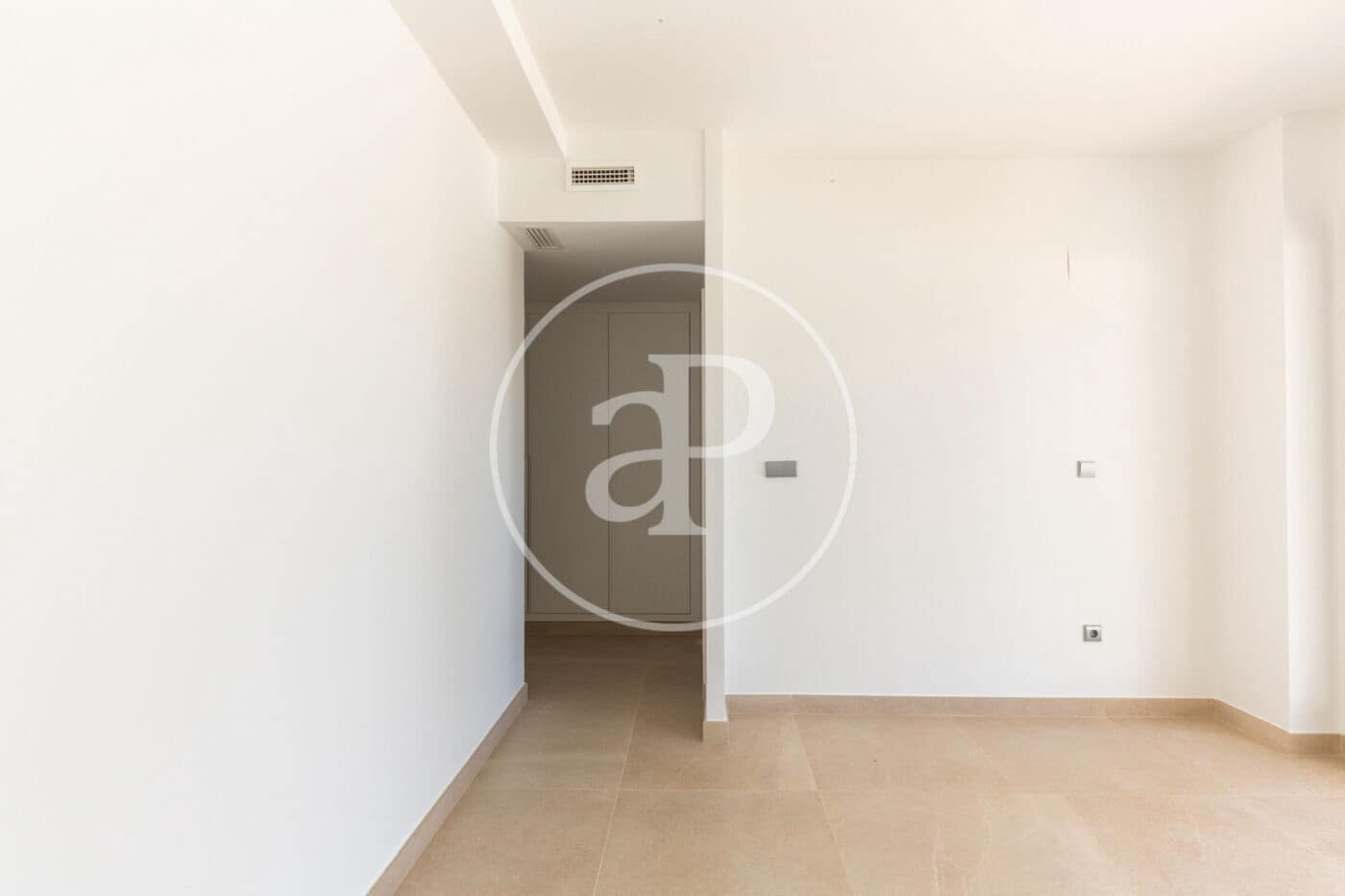 4 sypialnia Willa na sprzedaż w Chiva z basenem - 384 000 € (Ref: 8315437)