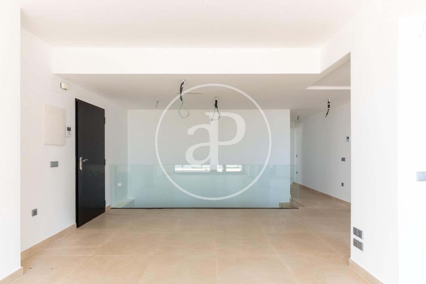 4 sypialnia Willa na sprzedaż w Chiva z basenem - 384 000 € (Ref: 8315437)