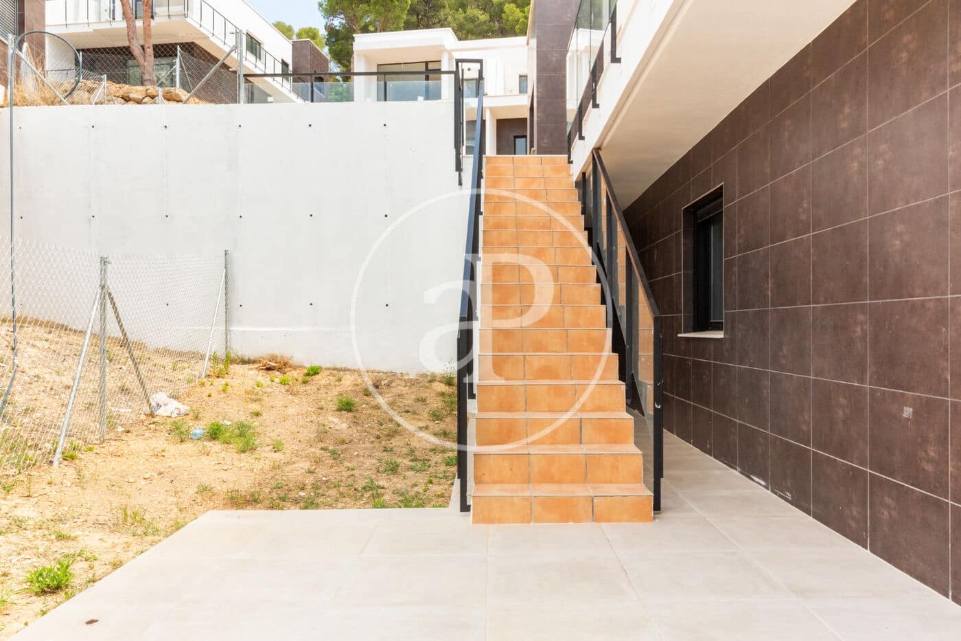 4 sypialnia Willa na sprzedaż w Chiva z basenem - 384 000 € (Ref: 8315437)