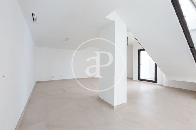 4 soverom Villa til salgs i Chiva med svømmebasseng - € 394 000 (Ref: 8315437)