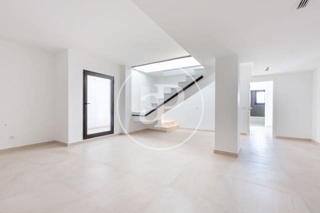 4 soverom Villa til salgs i Chiva med svømmebasseng - € 394 000 (Ref: 8315437)