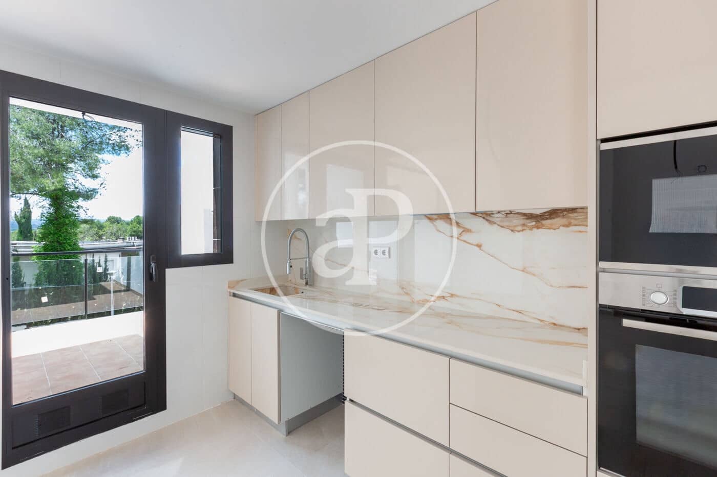 4 quarto Moradia para venda em Chiva com piscina - 394 000 € (Ref: 8315437)