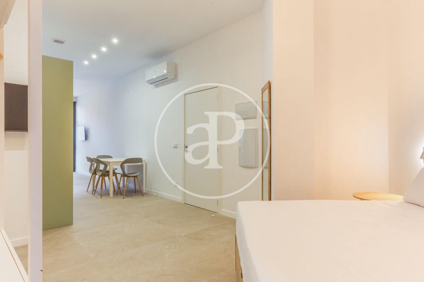 1 sypialnia Apartament na sprzedaż w Miasto Walencja - 210 000 € (Ref: 8337244)