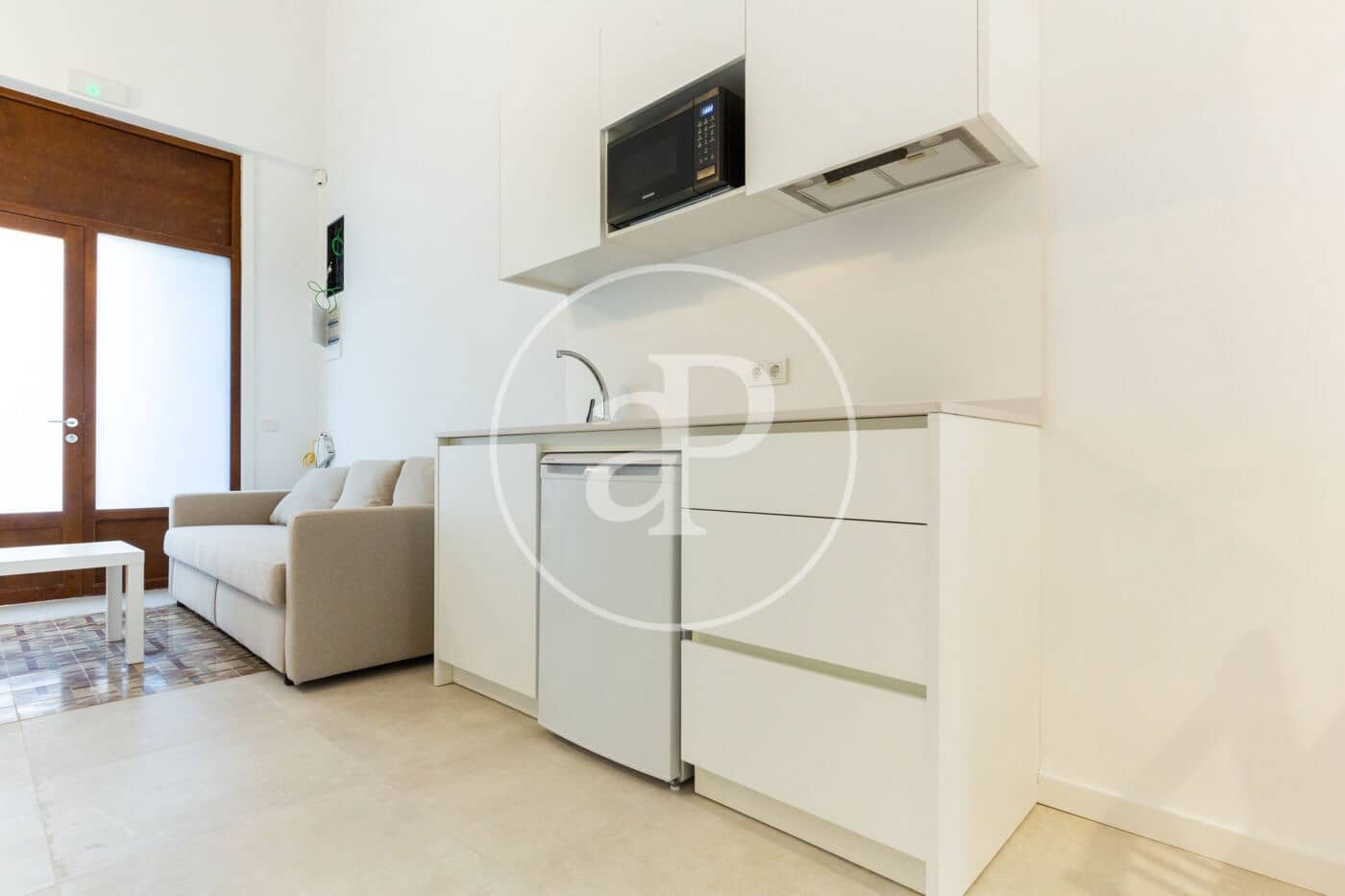 1 sypialnia Apartament na sprzedaż w Miasto Walencja - 250 000 € (Ref: 8408401)