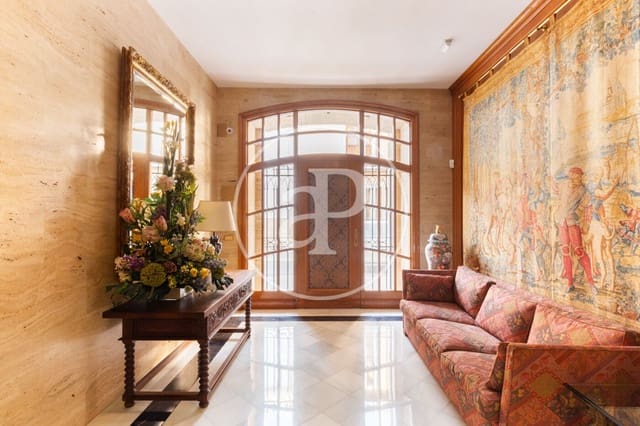 3 soverom Villa til salgs i Aldaia - € 525 000 (Ref: 8440969)