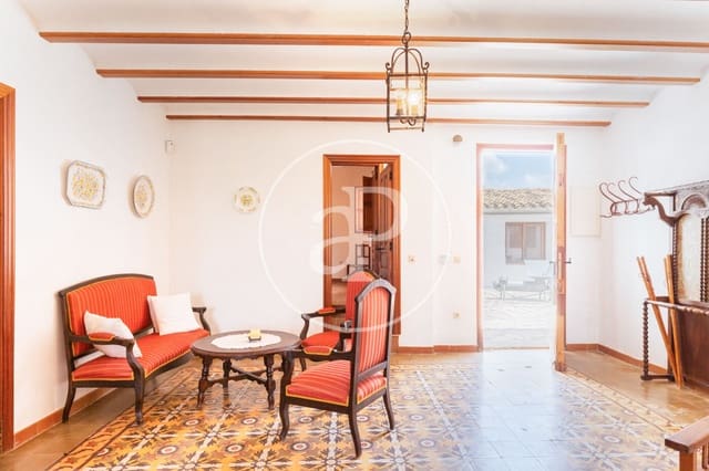 5 bedroom Finca/Country House for sale in Utiel with pool - € 1,350,000 (Ref: 8441181)