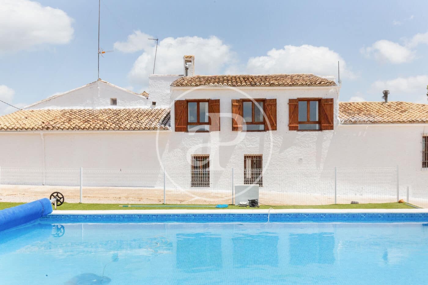 5 soveværelse Finca/Landehus til salg i Utiel med swimmingpool - € 1.350.000 (Ref: 8441181)