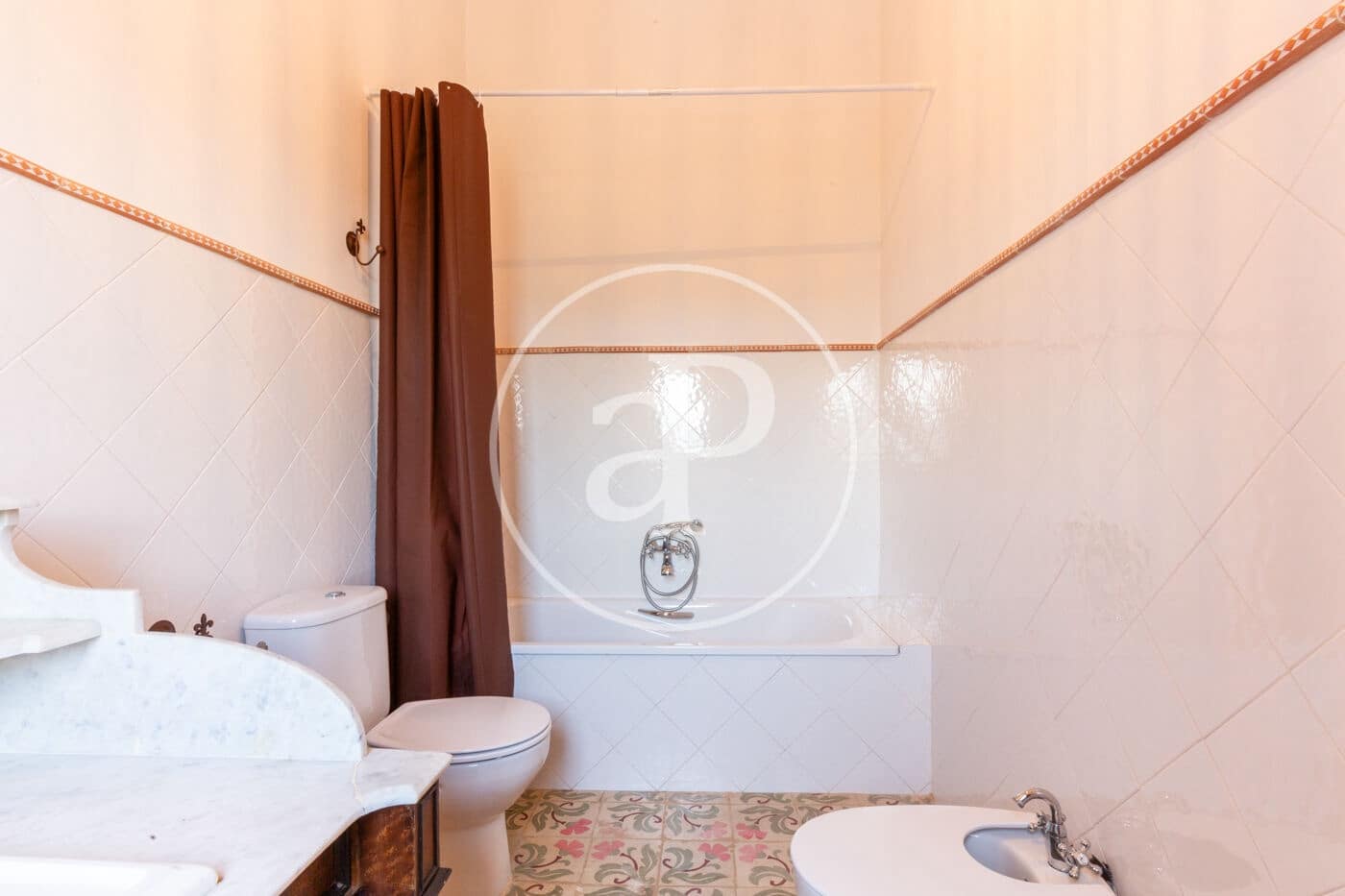 5 soveværelse Finca/Landehus til salg i Utiel med swimmingpool - € 1.350.000 (Ref: 8441181)