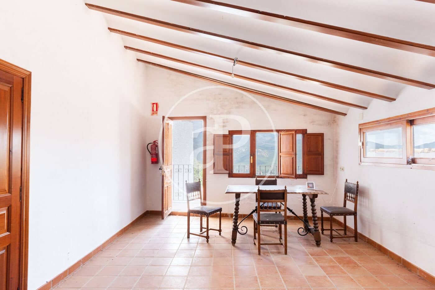 5 soveværelse Finca/Landehus til salg i Utiel med swimmingpool - € 1.350.000 (Ref: 8441181)