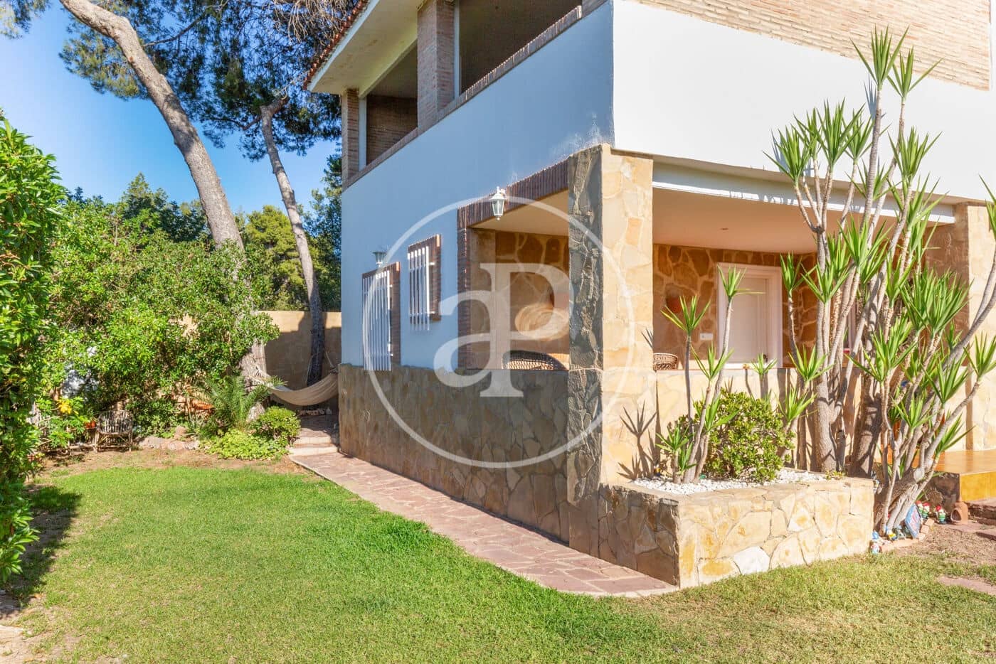 4 soveværelse Villa til salg i Riba-roja de Turia med swimmingpool - € 615.000 (Ref: 8444935)