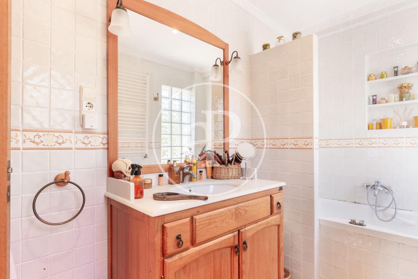 4 soveværelse Villa til salg i Riba-roja de Turia med swimmingpool - € 615.000 (Ref: 8444935)