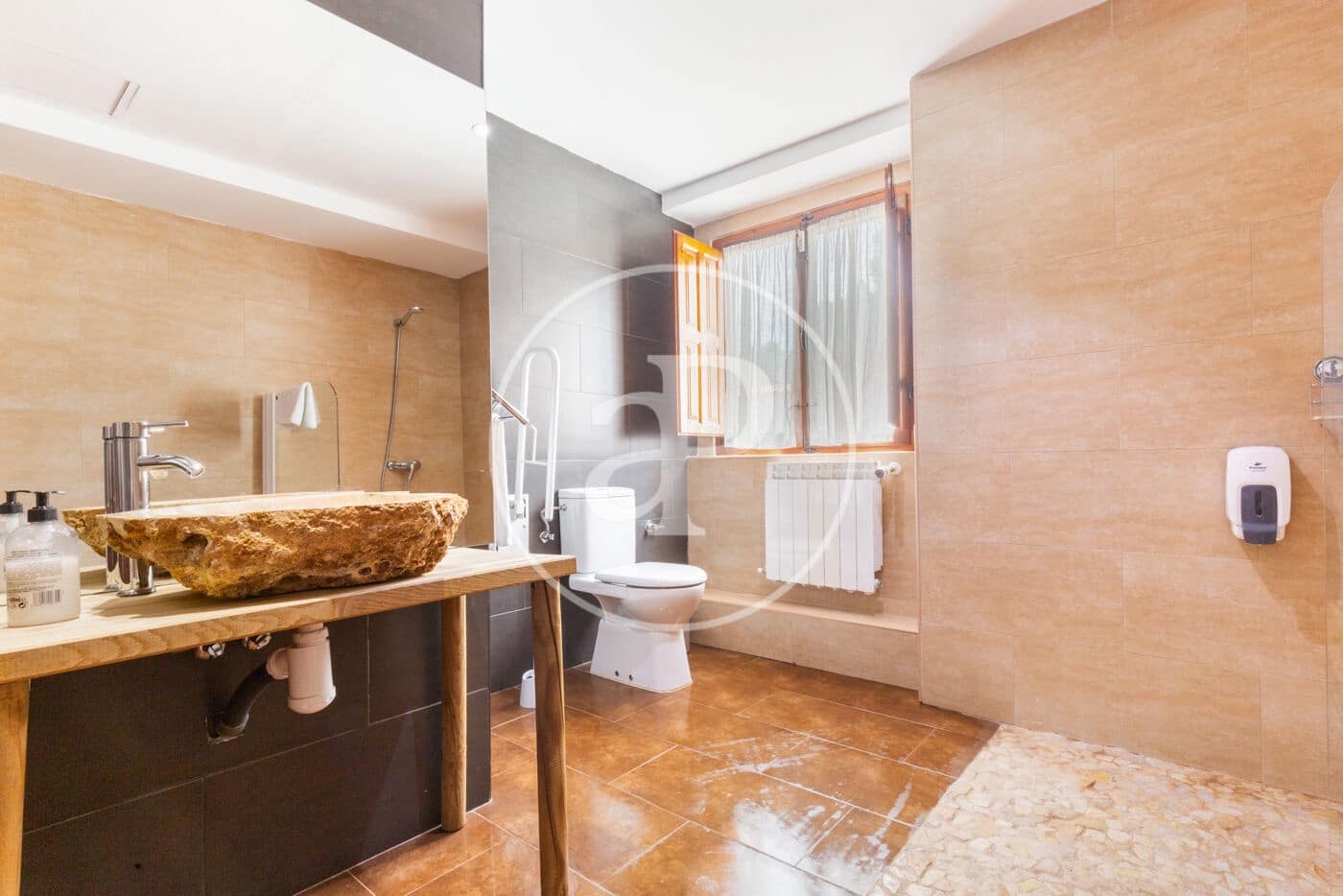 12 soverom Finca/Herregård til salgs i Utiel med svømmebasseng - € 1 350 000 (Ref: 8449255)