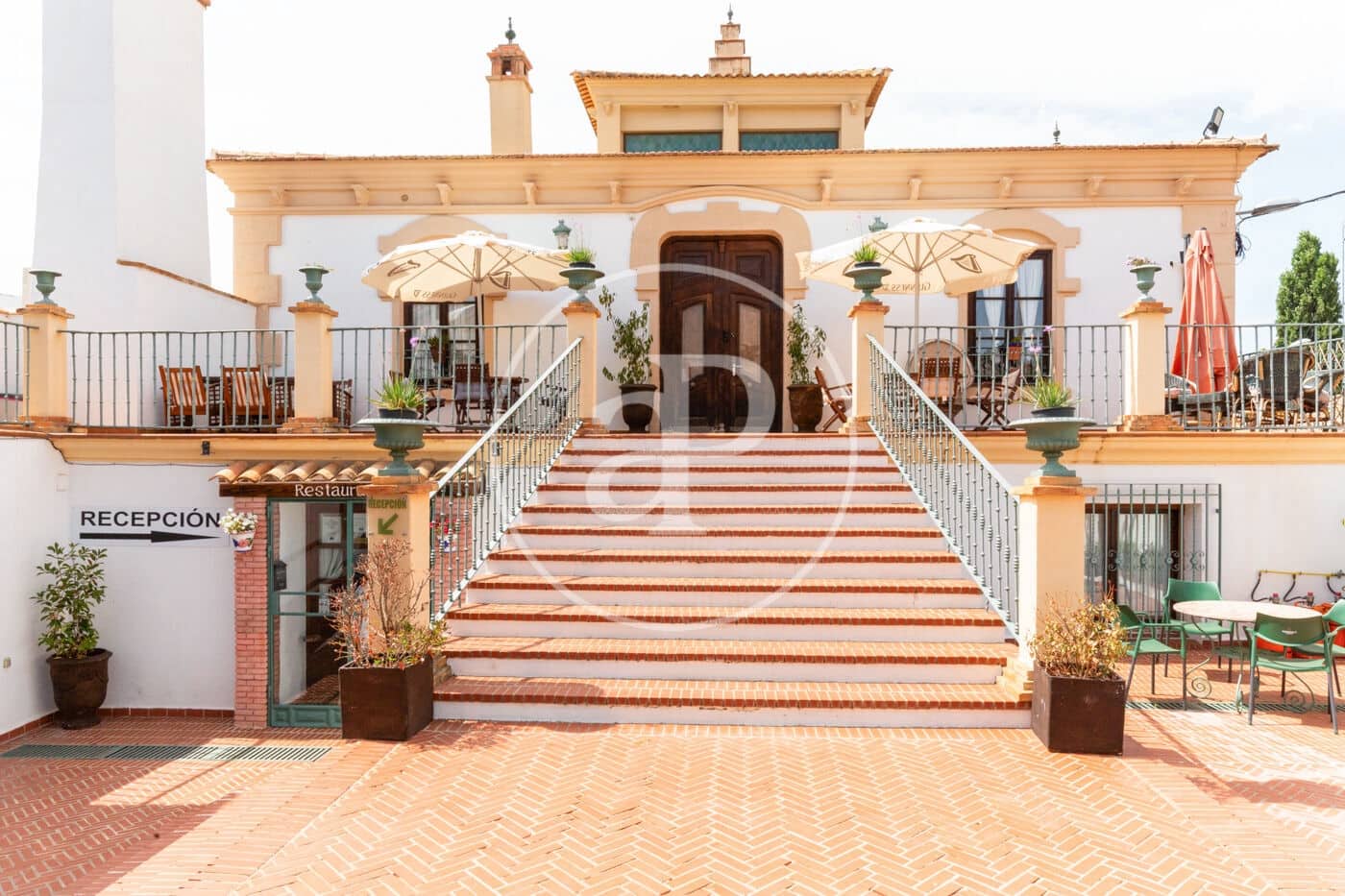 12 soverom Finca/Herregård til salgs i Utiel med svømmebasseng - € 1 350 000 (Ref: 8449255)