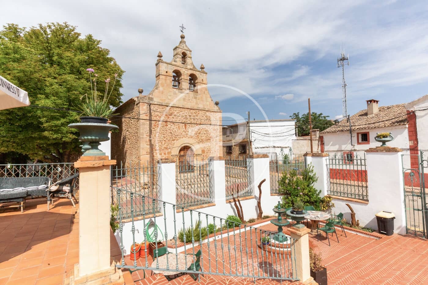 12 soverom Finca/Herregård til salgs i Utiel med svømmebasseng - € 1 350 000 (Ref: 8449255)