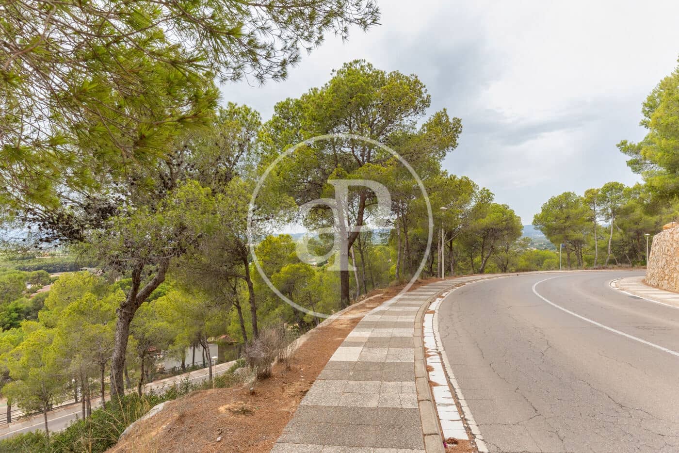 Teren niezagospodarowany na sprzedaż w Chiva - 215 000 € (Ref: 8454033)