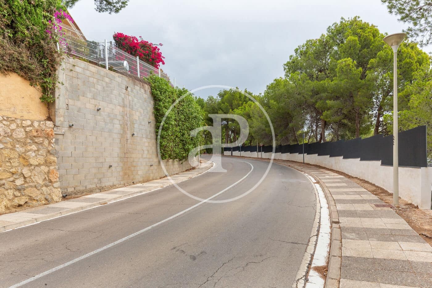 Teren niezagospodarowany na sprzedaż w Chiva - 215 000 € (Ref: 8454033)