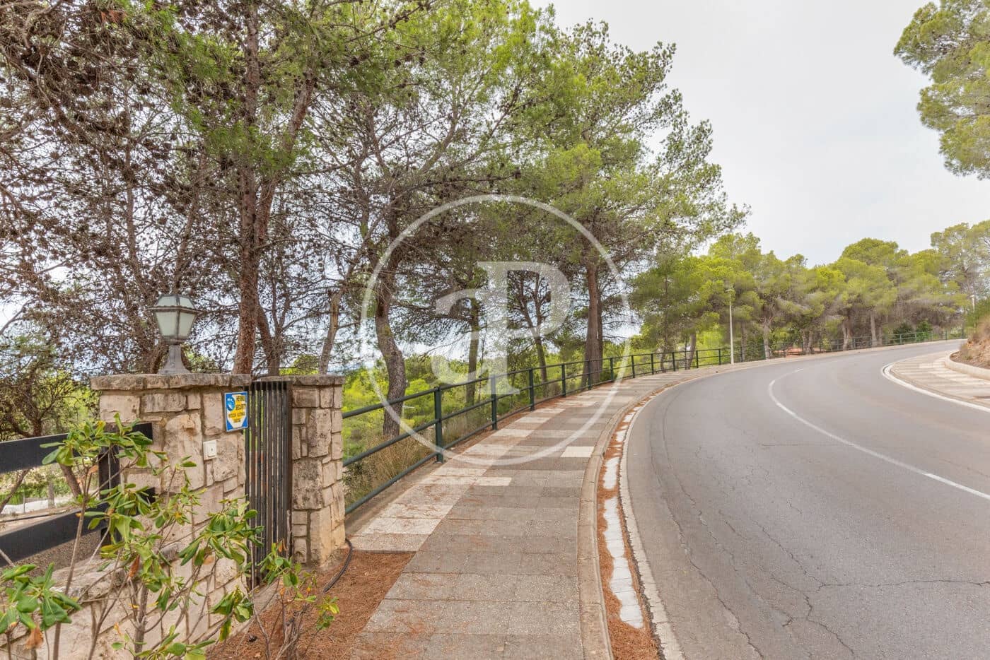 Teren niezagospodarowany na sprzedaż w Chiva - 215 000 € (Ref: 8454033)