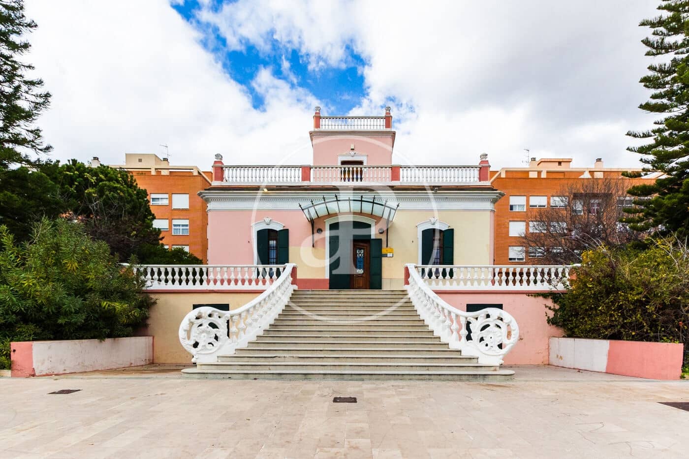 6 slaapkamer Villa te koop in Benimamet - € 635.000 (Ref: 8600839)