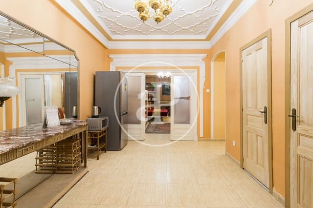 7 soveværelse Lejlighed til salg i El Mercat, Valencia by - € 750.000 (Ref: 8617640)