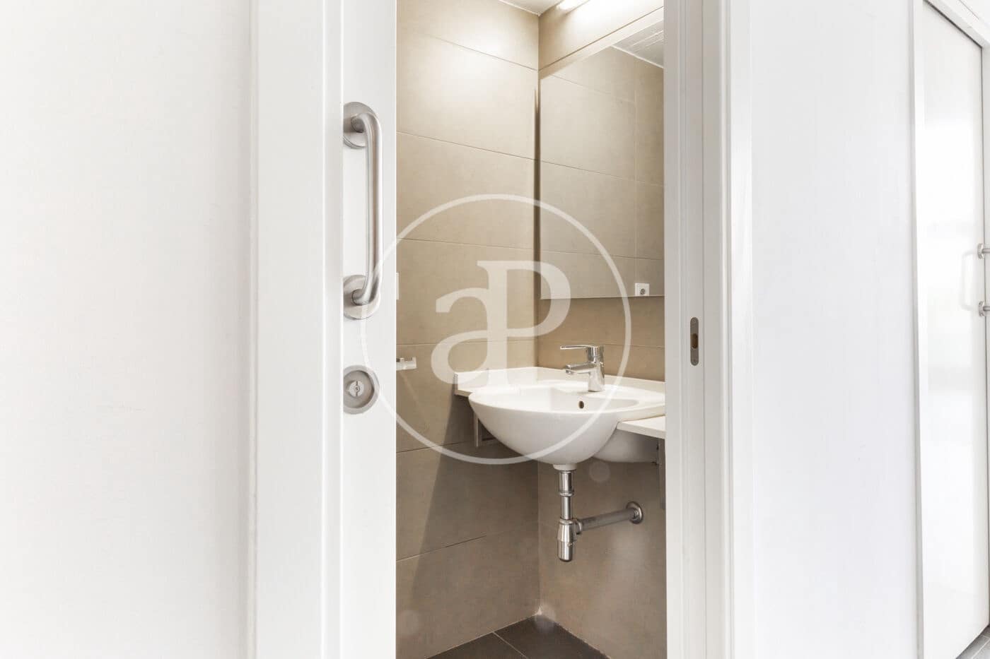 1 soveværelse Villa til salg i Valencia by med swimmingpool - € 255.000 (Ref: 8628092)