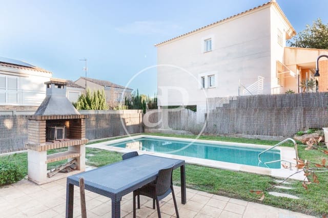 4 bedroom Villa for sale in Puçol with pool - € 485,000 (Ref: 8640068)