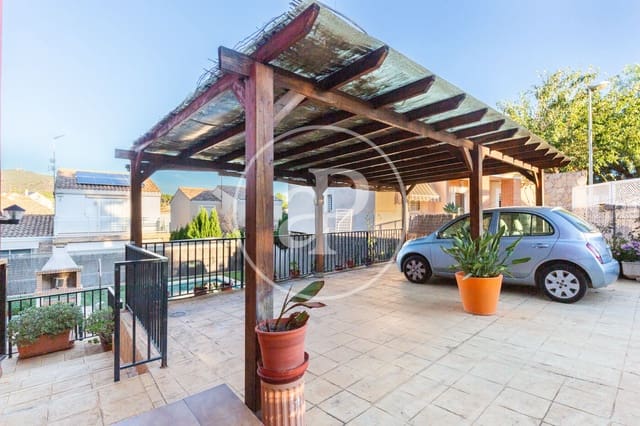 4 bedroom Villa for sale in Puçol with pool - € 485,000 (Ref: 8640068)