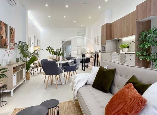 2 soverom Villa til salgs i Torrefiel, Valencia by - € 185 000 (Ref: 8655411)