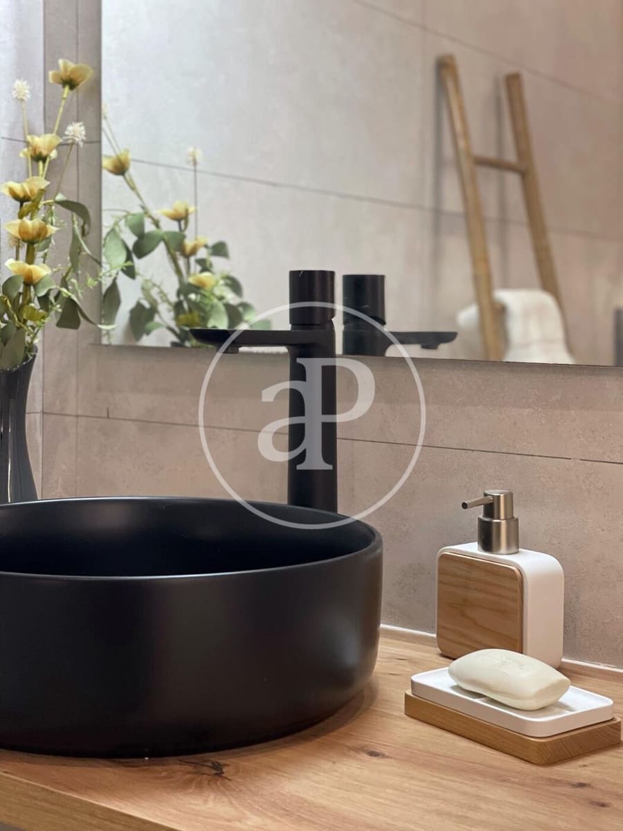 2 sovrum Villa till salu i Valencia stad - 185 000 € (Ref: 8655411)