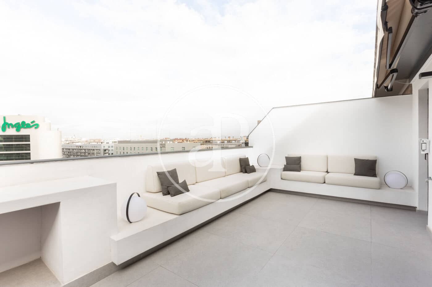 3 soveværelse Penthouse til salg i Valencia by med swimmingpool - € 1.190.000 (Ref: 8657734)