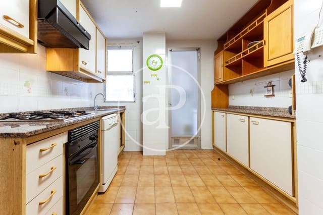 4 slaapkamer Appartement te koop in Mont-Olivet, Valencia stad - € 430.000 (Ref: 8681582)