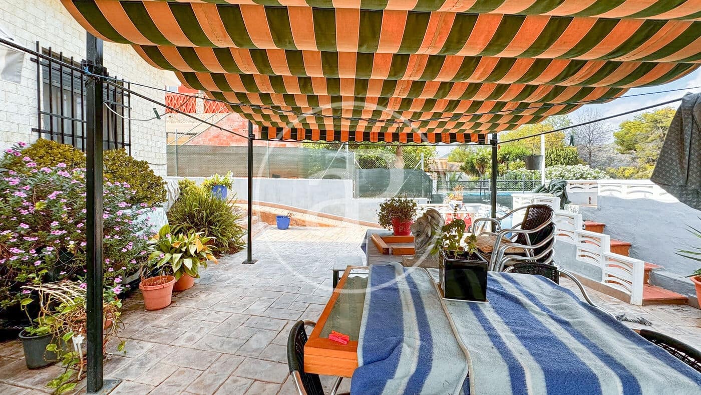 3 soveværelse Villa til salg i Albalat dels Tarongers med swimmingpool - € 220.000 (Ref: 8697253)