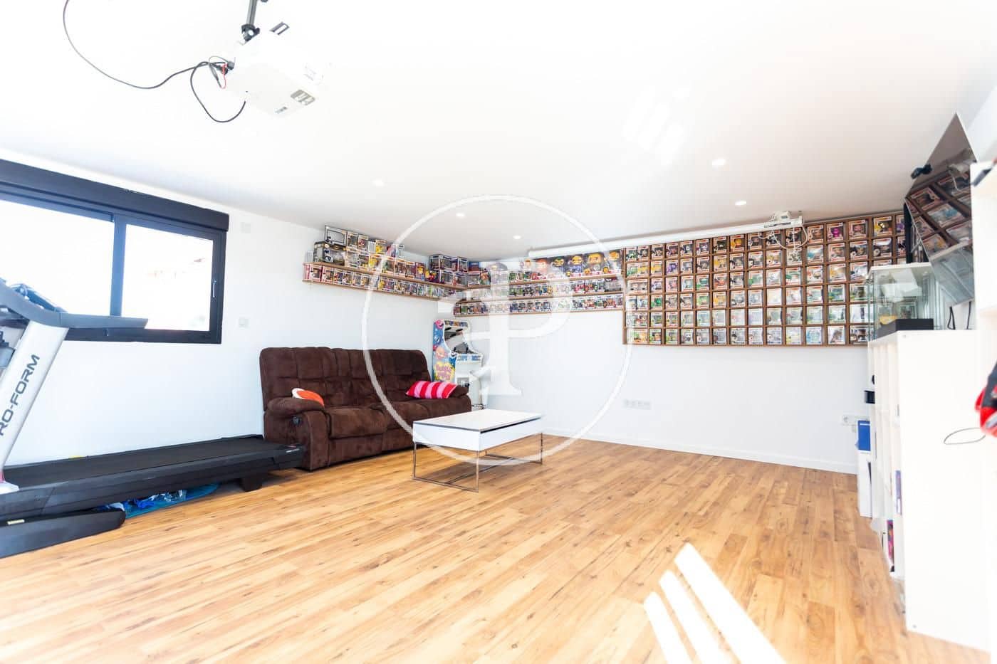 8 slaapkamer Villa te koop in Picanya met zwembad - € 940.000 (Ref: 8719362)