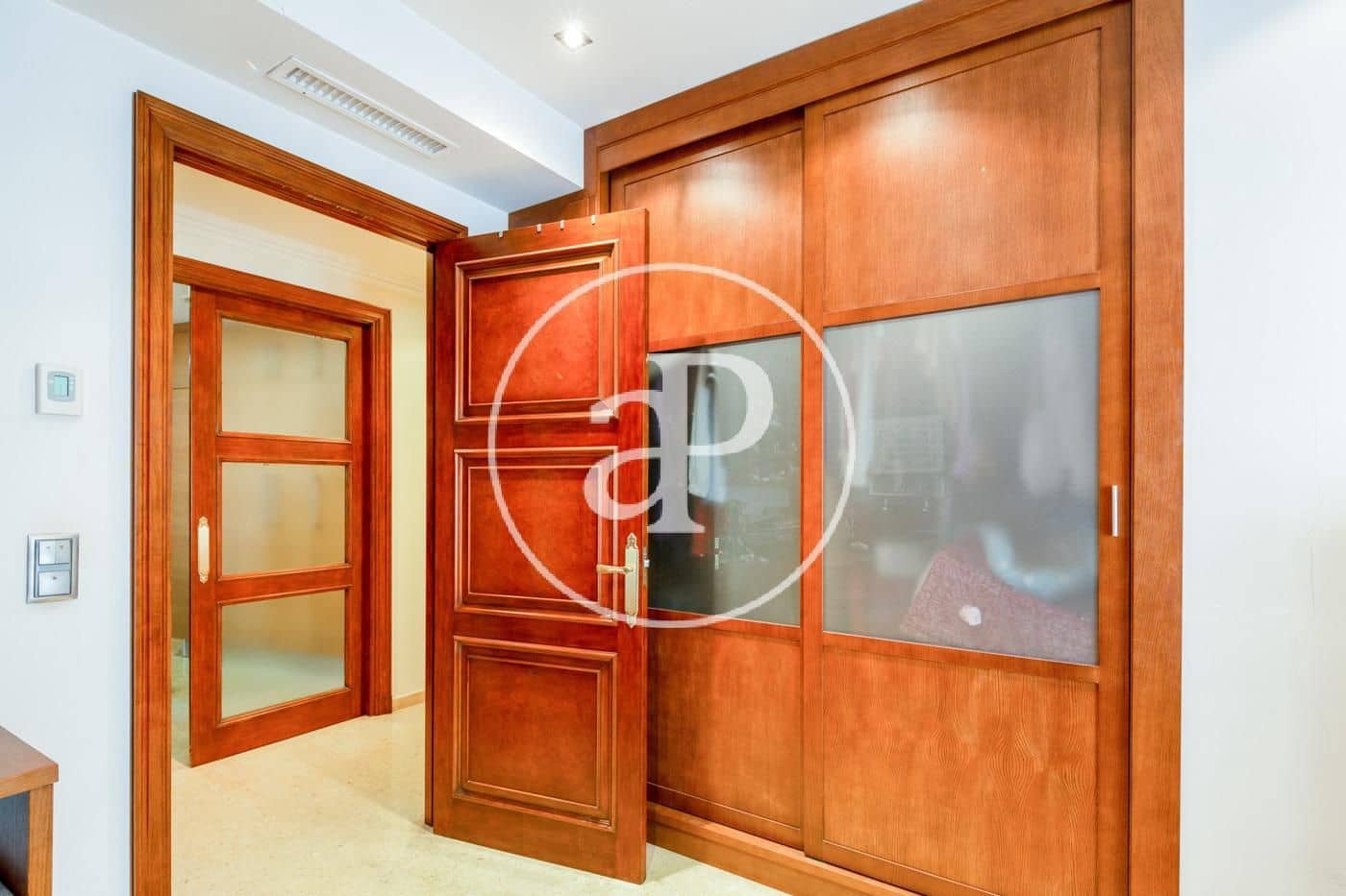 4 soveværelse Lejlighed til salg i Valencia by - € 2.125.000 (Ref: 8719387)