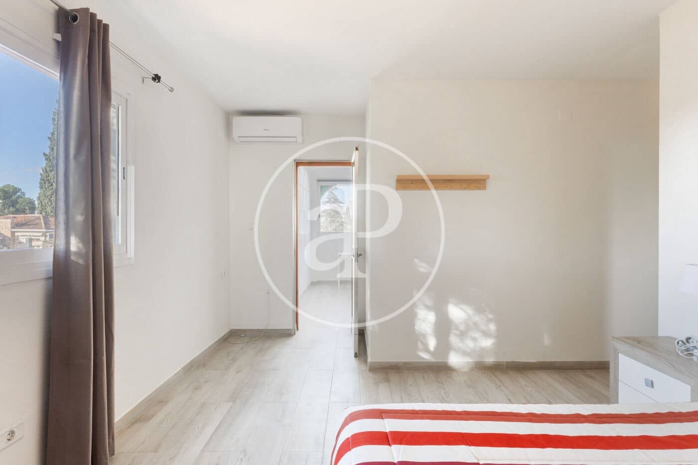 4 soverom Villa til leie i L'Eliana med svømmebasseng garasje - € 2 900 (Ref: 8726701)