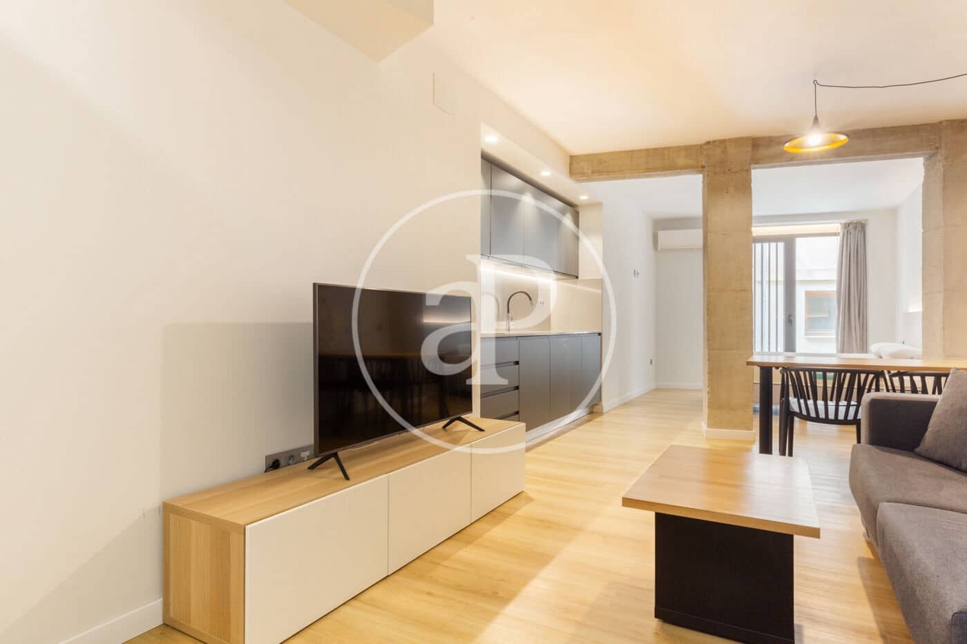 1 bedroom Villa for rent in Valencia city - € 1,200 (Ref: 8726706)