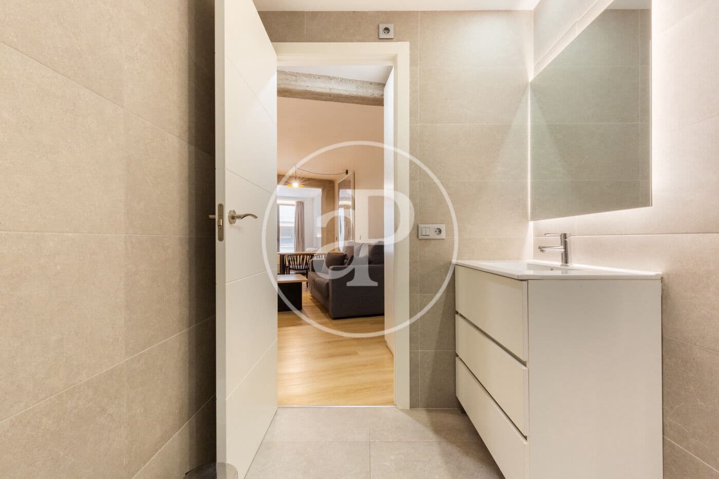 1 bedroom Villa for rent in Valencia city - € 1,200 (Ref: 8726706)