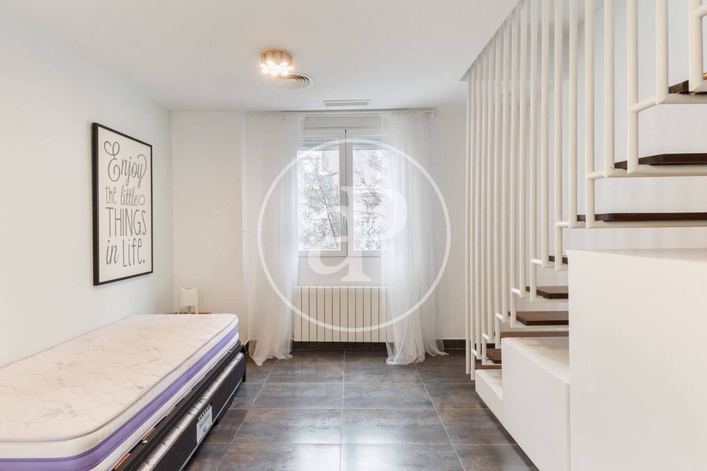 2 makuuhuone Huvila vuokrattavana paikassa Valencia kaupunki - 2 200 € (Ref: 8726724)