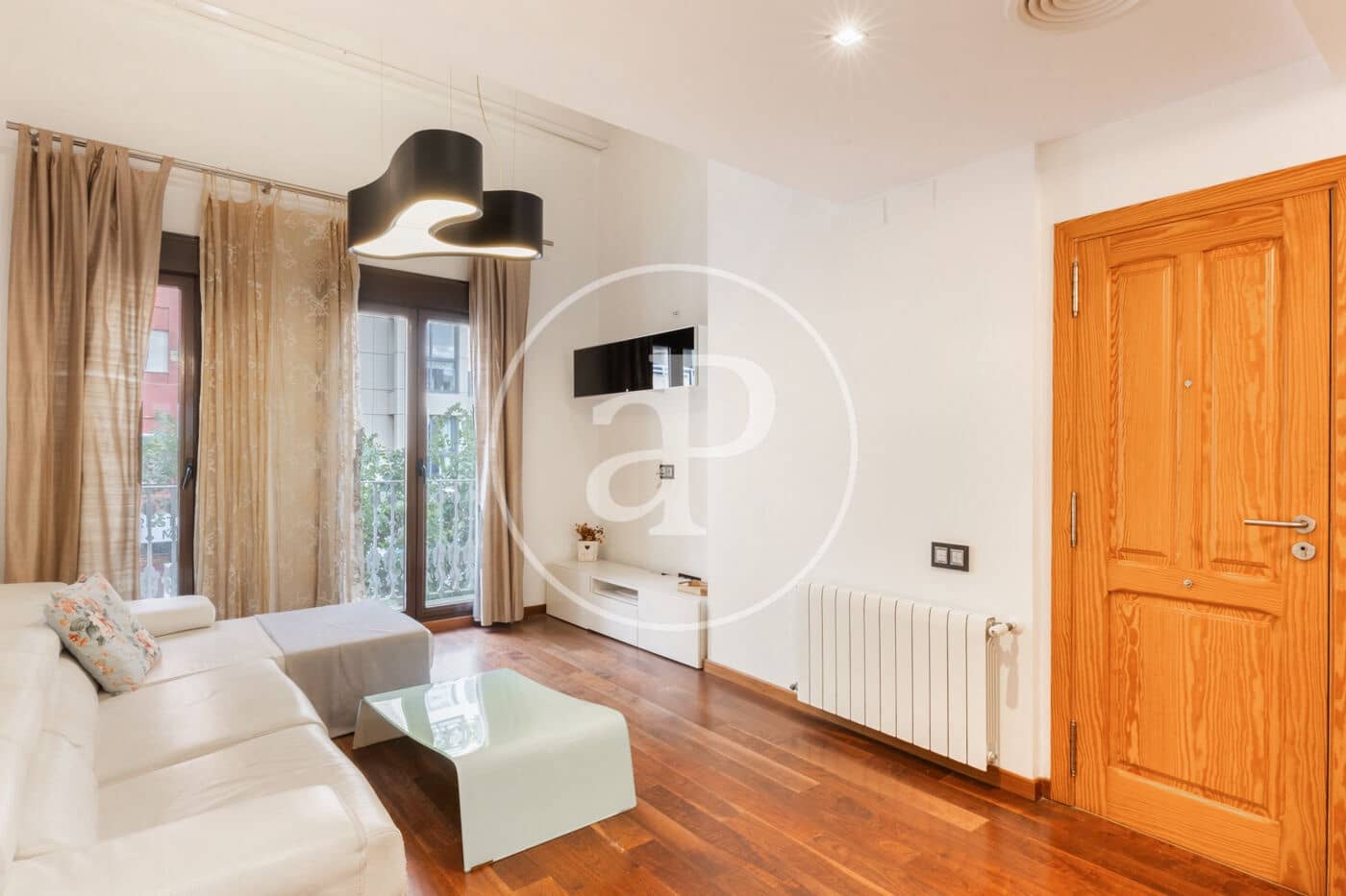 2 makuuhuone Huvila vuokrattavana paikassa Valencia kaupunki - 2 200 € (Ref: 8726724)