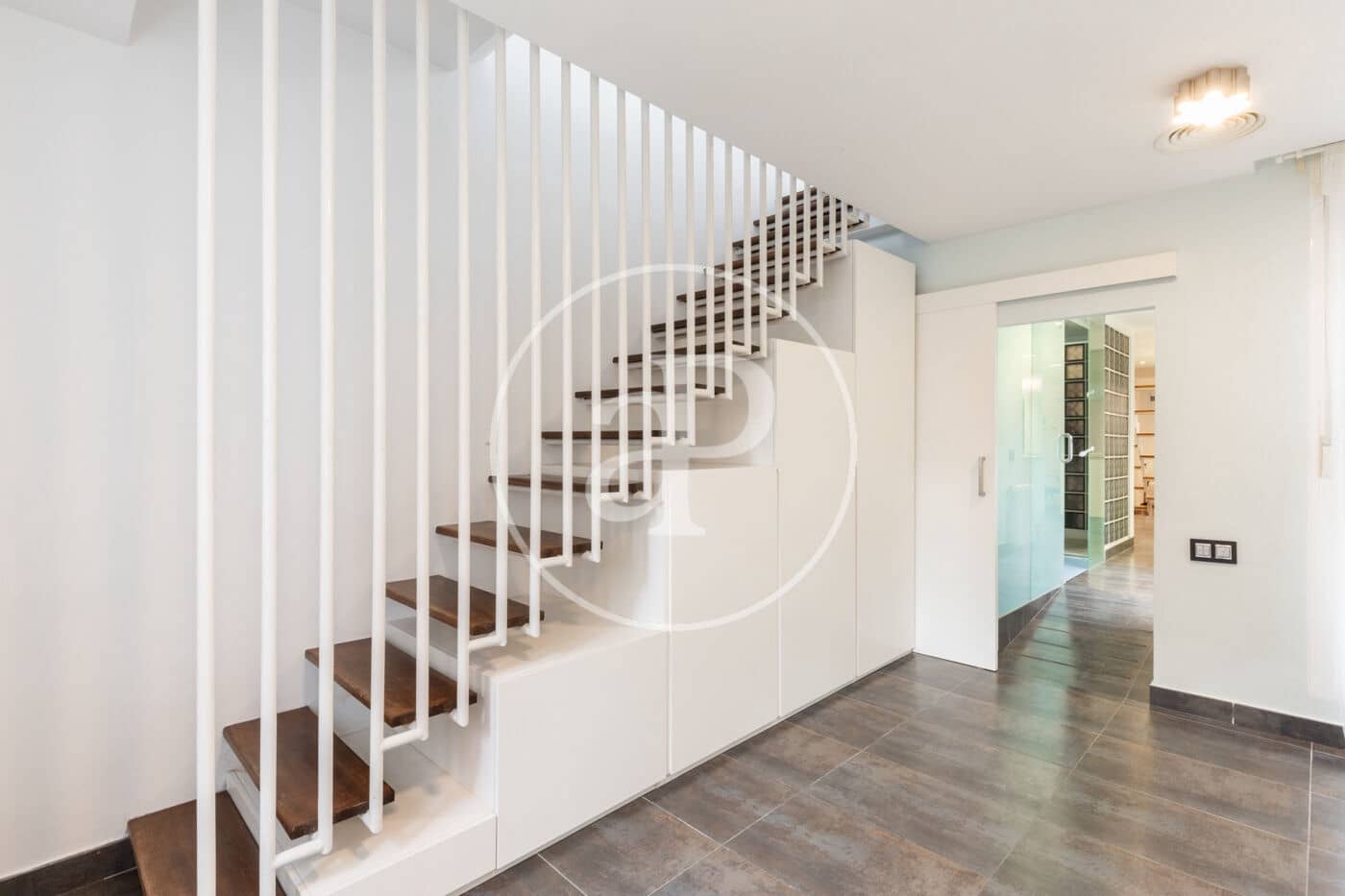 2 makuuhuone Huvila vuokrattavana paikassa Valencia kaupunki - 2 200 € (Ref: 8726724)