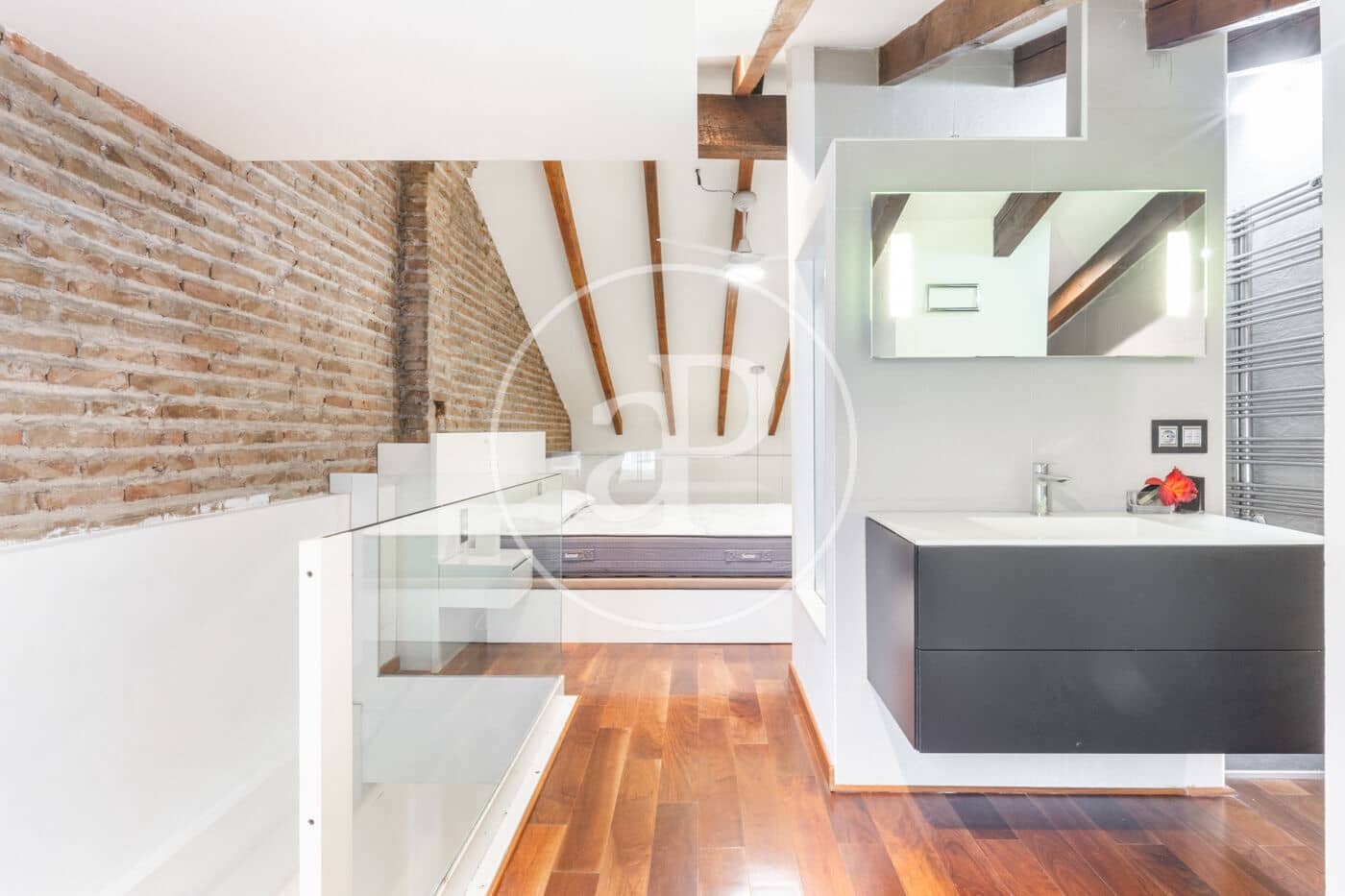 2 makuuhuone Huvila vuokrattavana paikassa Valencia kaupunki - 2 200 € (Ref: 8726724)